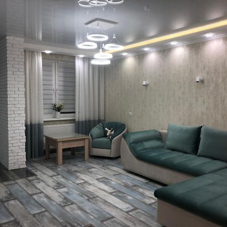 L&A Apartment เคียฟ ภายนอก รูปภาพ